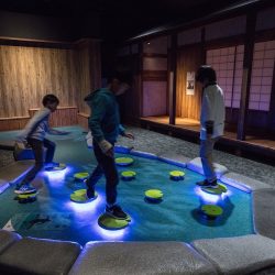 小田原に忍者館開業、最新技術を活用した体験を提供
